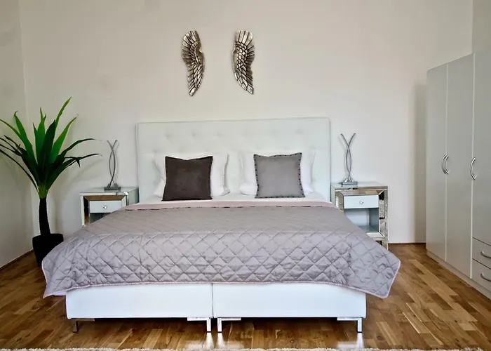 New Design & Style Apartment Old Town Xxl